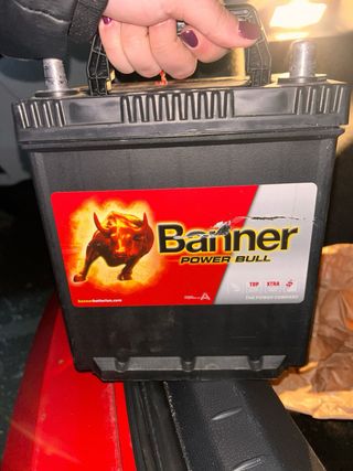 Batería Coche Banner P40 25 12V 40Ah 330A