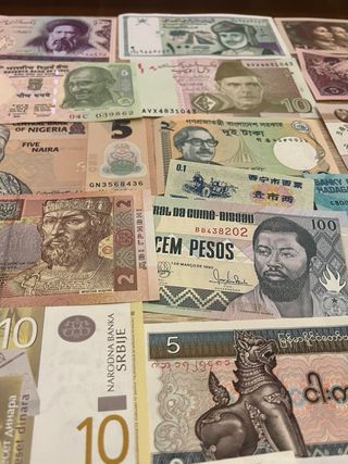 Lote 30 Billetes Extranjeros Variados liquidación