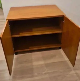 Mueble TV madera cerezo