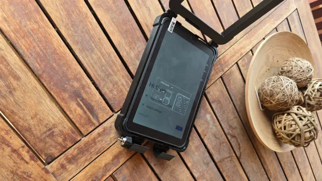 Oukitel RT3 Plus Carcasa / Soporte