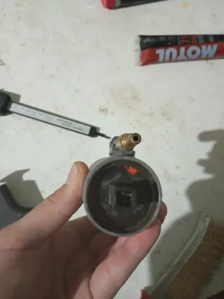 Bomba gasolina Aprilia SR 50 Di-Tech