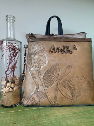 Mochila Anekke Beige y Marrón