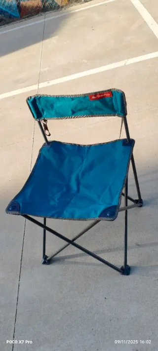Silla plegable camping Quechua azul