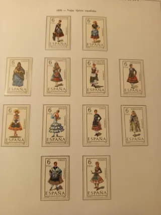 Álbum de sellos España 1965-1975