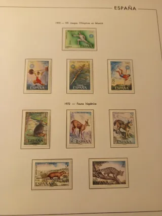 Álbum de sellos España 1965-1975
