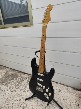 Fender Stratocaster 60 años americana