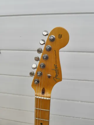 Fender Stratocaster 60 años americana
