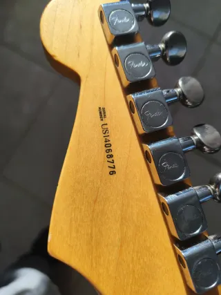 Fender Stratocaster 60 años americana