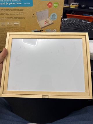 Pizarra Akros Montessori, arena y pizarra escribir