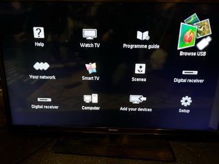 Televisor Philips 40” PFL5527H/12