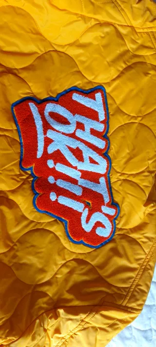 Cazadora Guess Talla M Nueva con etiqueta