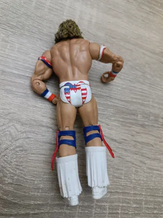 Figura de acción Último Guerrero