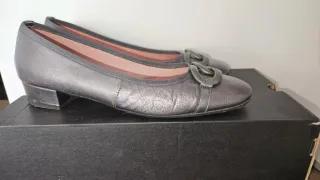 Zapatos de mujer plateados