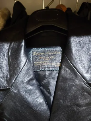 Chaqueta 3/4 de piel negra