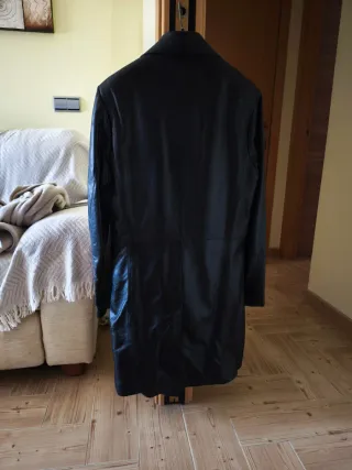 Chaqueta 3/4 de piel negra