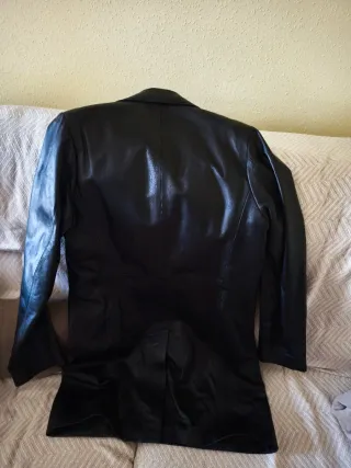Chaqueta 3/4 de piel negra
