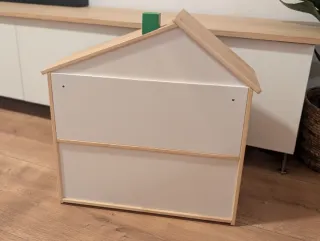 Casa de muñecas Flisat IKEA