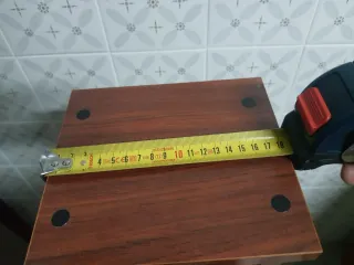 Mueble porta CDs madera y plástico