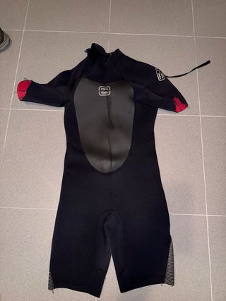 Fato de surf Billabong preto