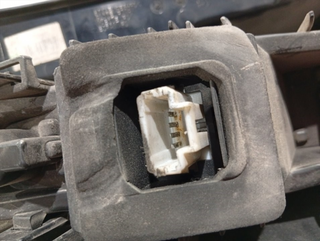 PILOTO TRASERO DERECHO RENAULT SCENIC III (JZ)