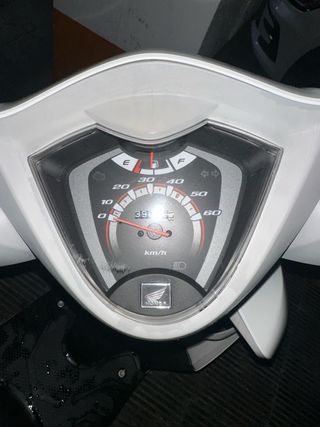Honda Vision 50 cc Blanca - 2013