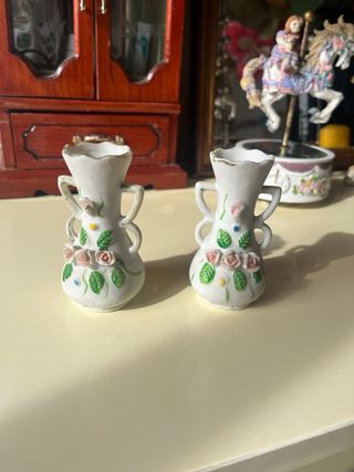 2 jarrones miniatura porcelana rosas Japón 1945