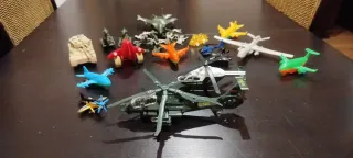 Lote Juguetes Aviones y Helicópteros