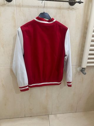 Giubbino college rosso e bianco