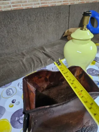 Jarrón cobre repujado envejecido