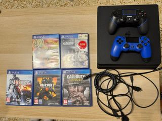 PS4 Slim + 5 Juegos