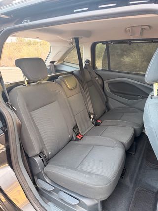 Ford Grand C-MAX 2011