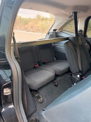 Ford Grand C-MAX 2011