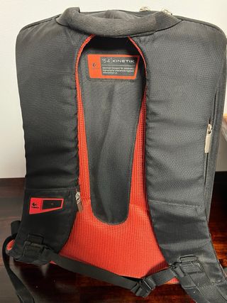 Mochila Logitech Kinetik 15.4 Portátil