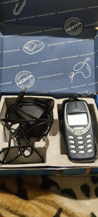 Nokia 3310 Azul con Caja Original