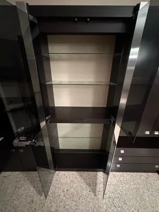 Mueble negro vintage comedor. Se vende tb separado