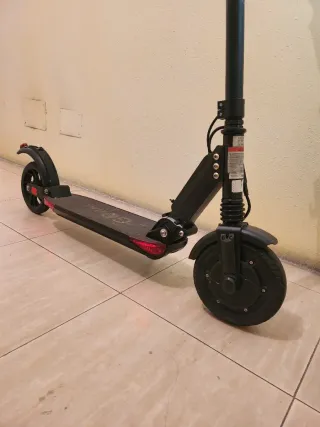 Patinete Eléctrico Negro