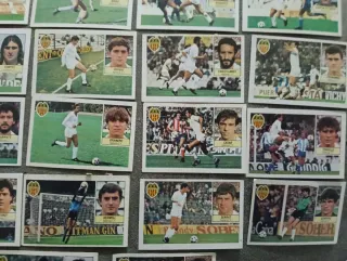 18 cromos VALENCIA CF LIGA 84-85