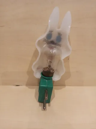 Lámpara antigua conejito