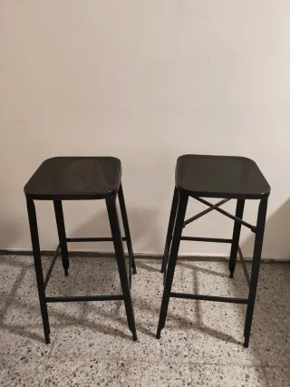 Taburetes alto negro