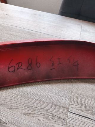 Alerón Toyota GR86 Rojo