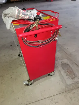 Máquina descarbonizadora de motor