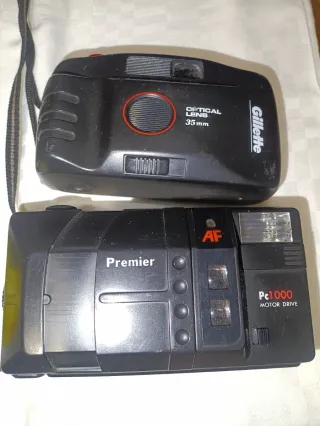 Lote 8 Fotocamere Vintage: Canon, Konica, Minolta...