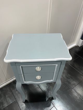 Cómoda y Mesilla Gris Estilo Francés