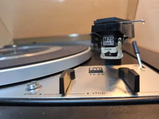 Tocadiscos Dual 1225