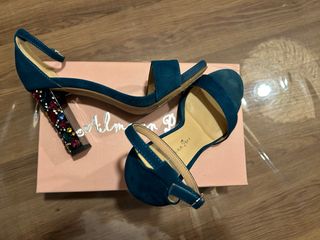 Zapatos Alma en Pena tacón pedrería