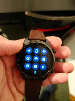 TIcwatch pro 3 Reloj Inteligente Negro y Marrón
