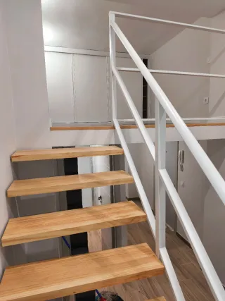 Trabajo de albañilería alicatados y solado