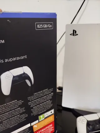 PlayStation 5 Digital Edition +mando