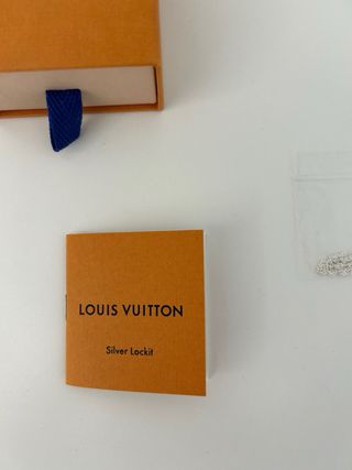 Colgante Louis Vuitton Plata