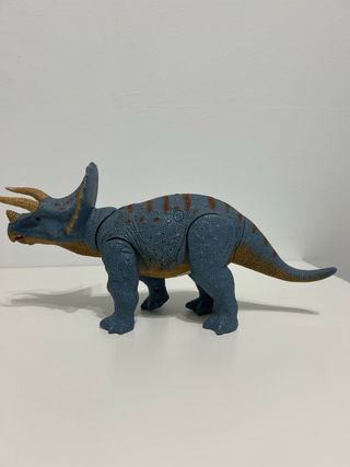 Dinosaurio Triceratops con sonido